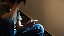 teen porm|Report: Young teens are stumbling across porn. Here’s how they。